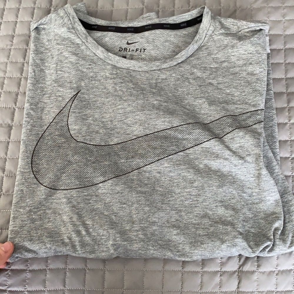Nike Dri-Fit Men’s Tee